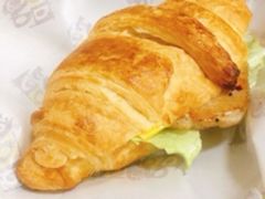 牛角猪扒包-L猪扒包(天河购书中心店)