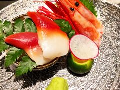 -铭牛烧肉·和牛海鲜自助(高新月牙湖店)