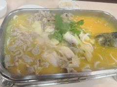 鱼羊鲜-泰煌鸡·上海白斩鸡·沪菜(平利店)