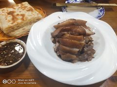 -生活本该如此北京小馆(周庄嘉园店)