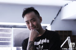 -鬼手纹身小鬼店