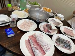 -正能量脆肉鲩火锅