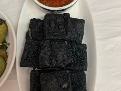 油炸臭豆腐-新新湘菜馆(新中街二条店)