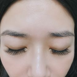 -漫画美甲美睫轻奢馆