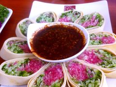 蔬菜腐皮卷-院落创意菜