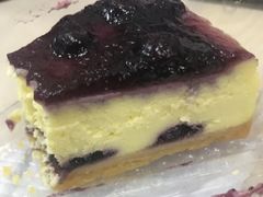 蓝莓芝士蛋糕-瑞幸咖啡(新理想大厦店)