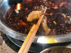 梭边鱼-肖肖酸萝卜鱼火锅(总店)