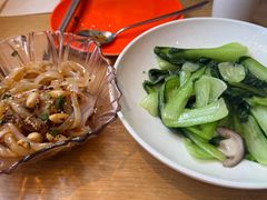 -渝信川菜 · 川味家常菜(财富购物中心店)