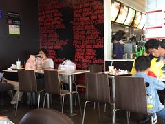 大堂-麦当劳(深圳北站高铁店)