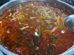 -黄利砖万峰林布依特色酸笋牛肉馆
