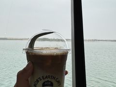 -抱抱地球咖啡馆(国家海洋博物馆店)