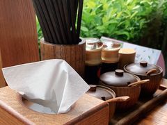 靠窗位-黔派·虾子羊肉粉·小吃(佳宁娜广场店)