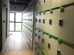 更衣室-Liking Fit24小时智能健身(金汇路韩国街店)