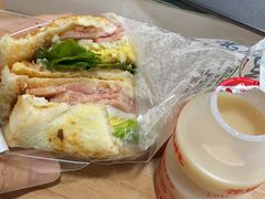 -全家便利店(孩儿巷店)