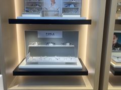 -博士眼镜(罗湖喜荟城店)