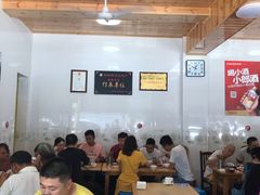大堂-周记翘脚牛肉
