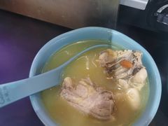 -鲜入围煮花胶鸡海鲜火锅