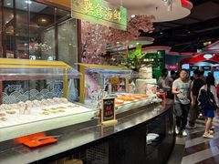 -四海一家自助餐(益田假日广场店)