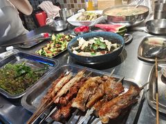 -马路牙子烧烤音乐酒馆(望京店)