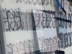 -潘多拉眼镜·蔡司依视路明月(潘家园店)