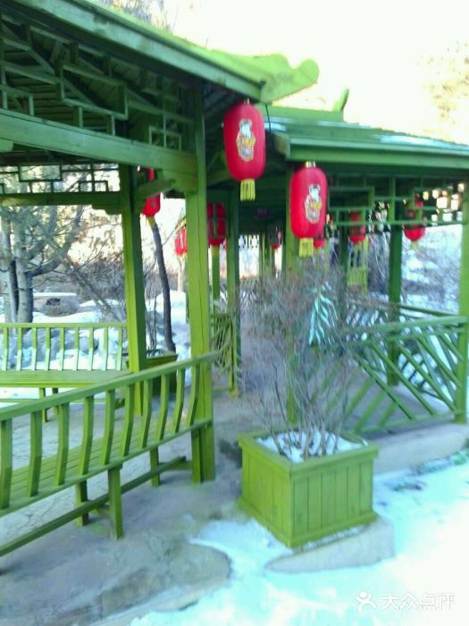 鞍山岫岩沟汤温泉图片
