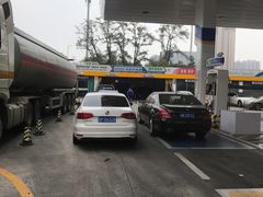 洗车通道-中国能源朝平加油站