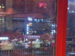 -何师傅美蛙鱼头(汉街店)