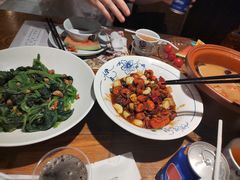 -黄泥岗·地道湖北菜(奥特莱斯店)