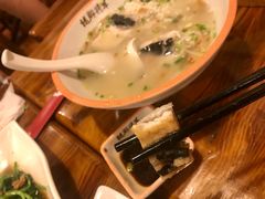 虱目鱼泡饭-猪脚将军(花园路店)