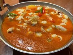 -老滇山寨•云南特色菜•地方菜•民族风情歌舞表演(金碧店)