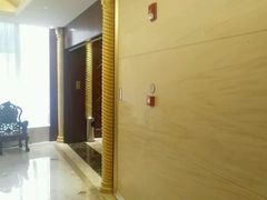 -山明水秀大饭店