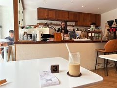 -Line来恩咖啡(石厦花园店)