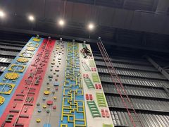 -极限PLAY运动娱乐新世界·团建派对潮玩休闲馆·室内蹦极高空游乐园