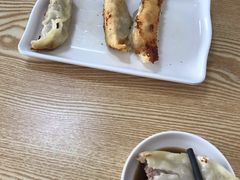 -小董骨汤馄饨店(通扬路店)