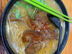 -志权牛肉面(灵山路店)