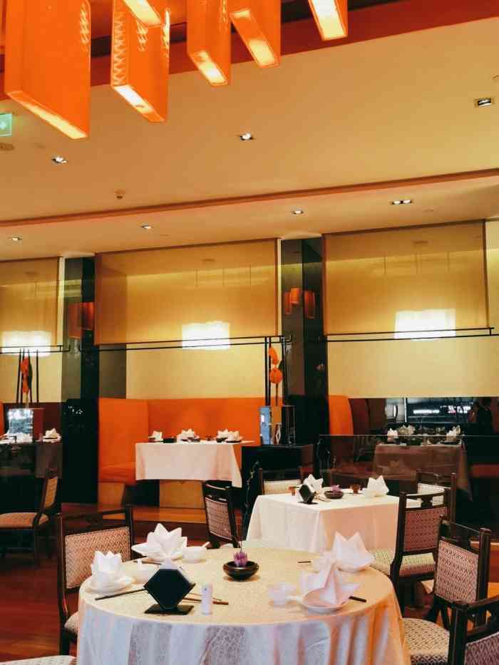 桂花楼淮扬中餐厅(浦东香格里拉店)-"1000多元能吃饱但不能吃好,中午