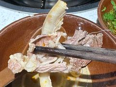 -贵府酸汤牛肉火锅·贵州老字号(飞山街店)