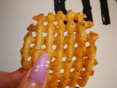 麦当劳金黄脆薯格-麦当劳(军博店)