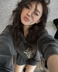 -Hello Lady发型设计