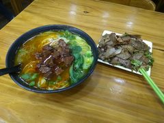 -志权牛肉面(灵山路店)
