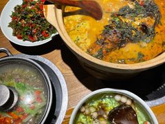 -吃饭皇帝大土家民族菜(正大广场店)
