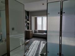 -上海世茂皇家艾美酒店