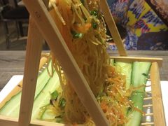 -忙前忙后妈妈菜馆