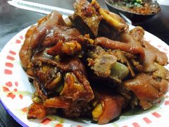 -青岩季姨妈卤猪脚店