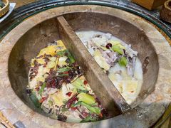 -滇香肴·云南菜蒸汽石锅鱼(云南北路店)