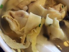 -笑来喜馄饨小笼工坊店(湖滨街店)