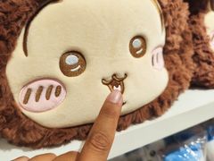 -名创优品(北京新中关购物中心地铁层店)