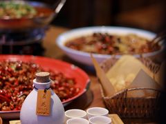 -先启半步颠小酒馆(白麓里店)