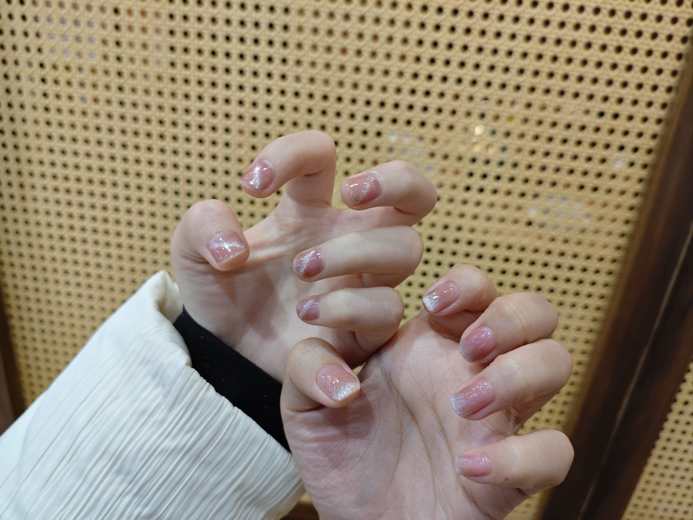 美甲师小勤小雅超棒的!