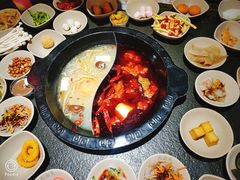-火云天重庆火锅自助(中山路店)